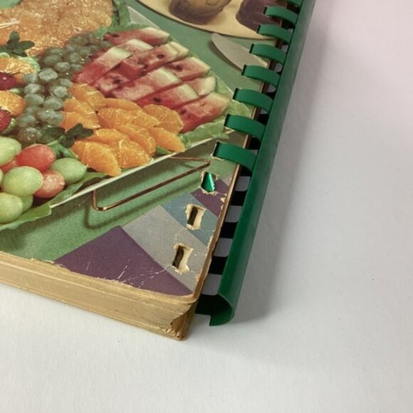 Favorite Recipes Of Home Economics Teachers: Salads Including Appetizers Cookboo - Picture 8 of 8